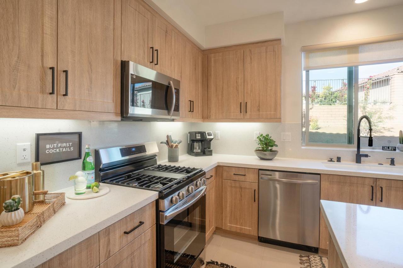 Enjoy A Stay @ Casa De Fore!Play! New Townhome! La Quinta Exterior photo